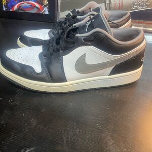 Nike Air Jordan 1 Low Shadow